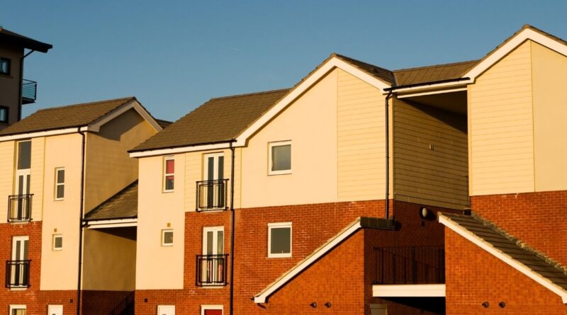 Inovações em habitação acessível Angola Moçambiqu