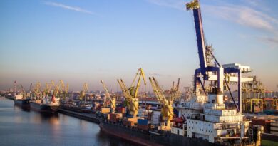 desenvolvimentos de portos inteligentes comércio marítimo lusófono