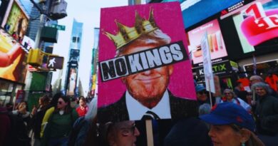 vídeo IA Trump protestos