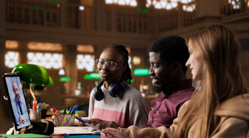 Plataformas de EdTech Moçambique 2026