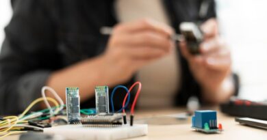 Expansão de Semicondutores e Eletrónica