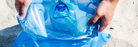 Plástico de utilização única